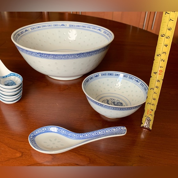 Chinese porcelain blue & white dragon pattern 9” serving bowl soup rice spoons - Picture 7 of 7